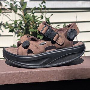 MBT - KISUMU Ladies Chocolate Leather Sporty Sandal w Rocker Bottom - Size 6